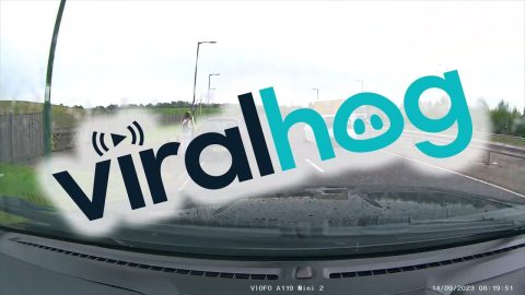 Good Samaritan Helps Stranded Driver Move to Safety || ViralHog