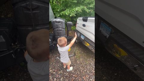 Who Needs a Backup Camera When You Have a 3-Year-Old? || ViralHog
