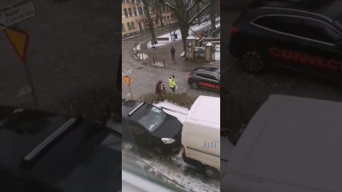Pedestrians and Cyclists Meet Their Match on an Icy Street || ViralHog