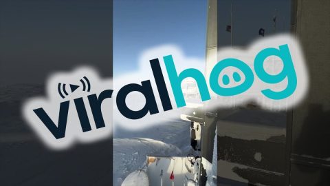 Stunning Views From the South Pole || ViralHog