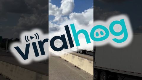 Semi-Truck Leads Police on High-Speed Chase in Houston || ViralHog
