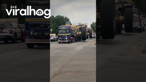 Mining Trucks Stop Traffic || ViralHog
