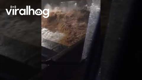 Dirty Water Enters Truck During Flooding || ViralHog