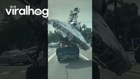 UFO Gets Towed || ViralHog