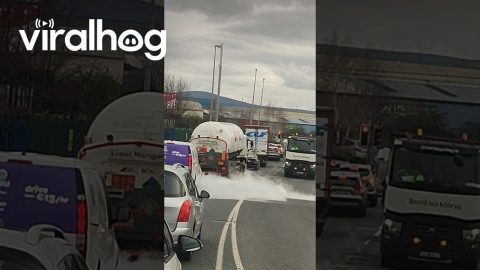 Truck Leaks Liquid Nitrogen || ViralHog