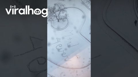 Romantic Message Written In the Snow || ViralHog