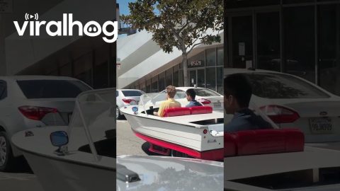 Boat Car Cruises Down Sunset Boulevard in LA || ViralHog