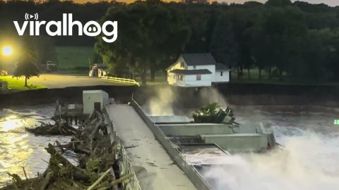 Rapidan Dam House Collapses Into River || ViralHog