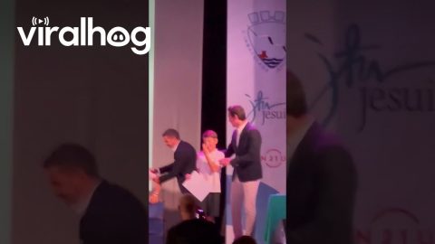 Graduate Gets Off Stage || ViralHog