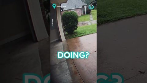 Rain Fail Whilst Trying To Protect Hair || ViralHog