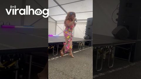 Drag Queen's Shoe Goes Flying || ViralHog