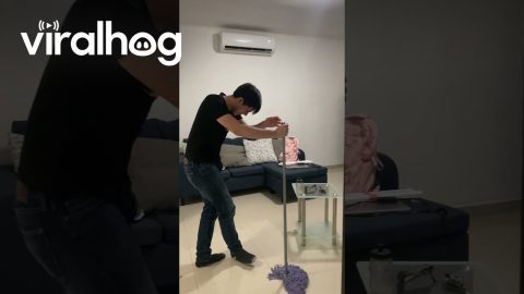 Boyfriend Startled While Doing Chores || ViralHog