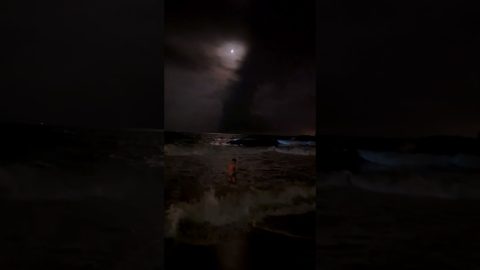 Glowing Sea Waves || ViralHog