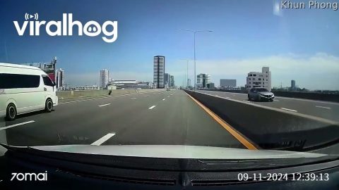 Van Loses Tire on Highway || ViralHog
