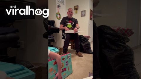Dad Gets a Surprise Macbook Upgrade After 10 Years || ViralHog