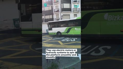 Innovative Bus Turntable || ViralHog