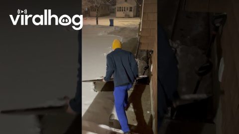 Plywood Shovel Makes Quick Work Of Driveway Snow || ViralHog