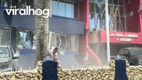 Earthquake Destroys International Embassies in Vanuatu || ViralHog