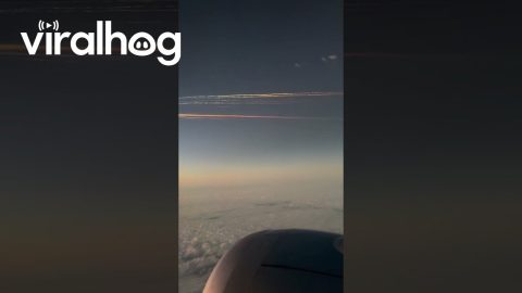 Starship Failure Seen From Plane Window || ViralHog