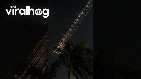 Space Debris Burns Up Over Turks and Caicos Islands || ViralHog