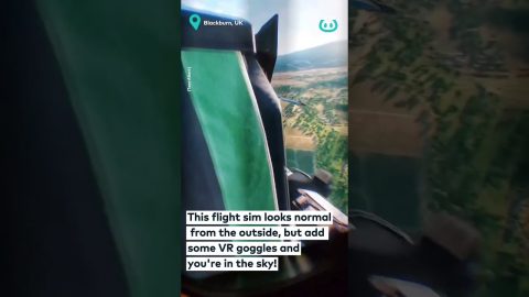 Super Realistic VR Flight Simulator || ViralHog