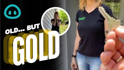 Landscaper Surprises Wife With a Home || ViralHog
