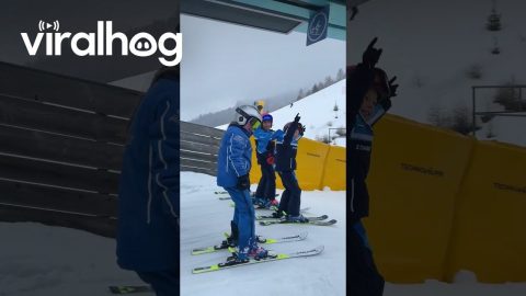 Young Skiers Sing On Chair Lift || ViralHog