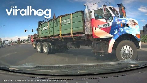 Red Light Running Truck At Five Point Intersection || ViralHog