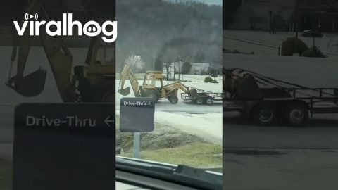 Little Truck Effortlessly Tows Trailer And Backhoe || ViralHog