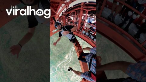 Base Jump From Balinghe Bridge || ViralHog
