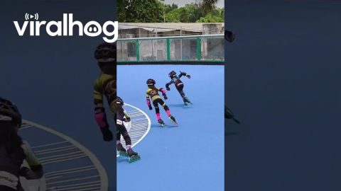 Skater Recovers From Fall to Win the Race || ViralHog