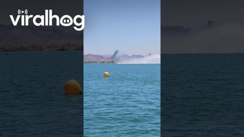 Lake Havasu Boat Crash || ViralHog
