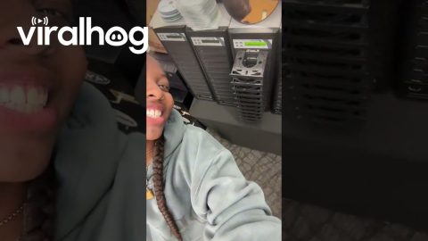 Satisfying DVD Player || ViralHog