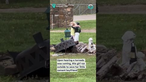 Girl Refuses to Leave Statue Boyfriend || ViralHog