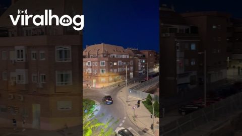The Moment Power Came Back After Widespread Blackouts in Spain || ViralHog