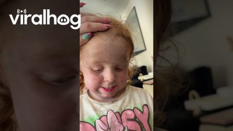 Daughter Covered In Dirt || ViralHog