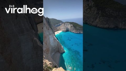 Reaction to Navaggio Beach || ViralHog