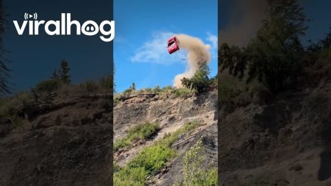Alaska’s Glacier View 4th of July Car Launch || ViralHog