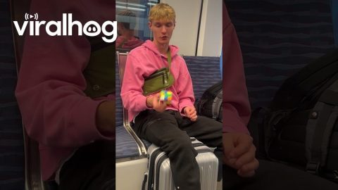 One Handed Rubik’s Cube Master || ViralHog