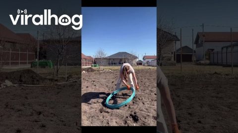 Unwinding of Construction Reinforcement || ViralHog