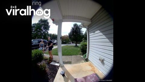 Girls Throws Keys on Roof || ViralHog
