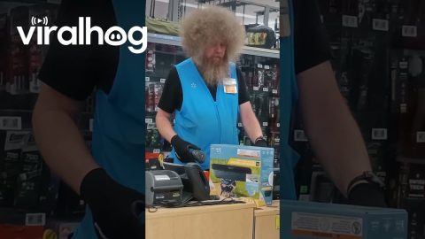 Walmart Employee Sports Big Hair || ViralHog