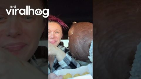 Attempting to Share Breakfast With My Turkey || ViralHog