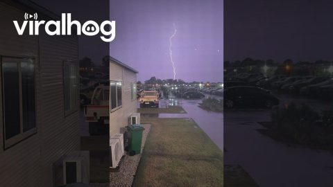 October Lighting Storm In Queensland || ViralHog