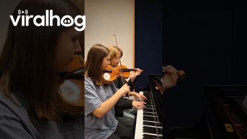 Two Girls Playing Each Others Instruments || ViralHog