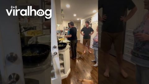 Dad Invites Amazon Delivery Driver in For Thanksgiving Meal || ViralHog