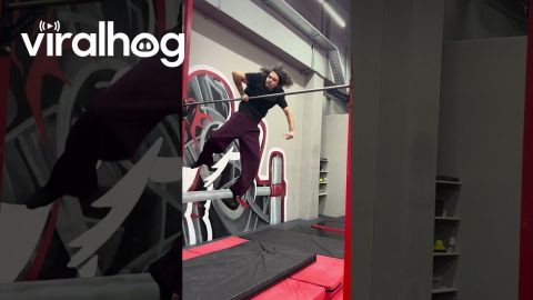 Combination Of Acrobatic Moves On Horizontal Bar || ViralHog