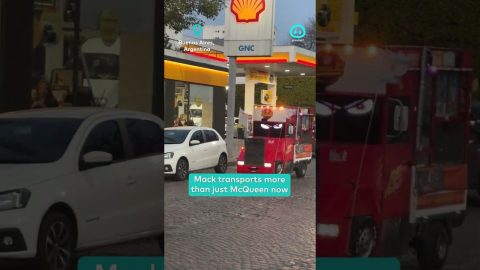 Lightning McQueen Food Cart || ViralHog Shorts