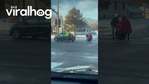Community Comes Together To Help Man Who Fell On Ice || ViralHog