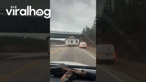 House Hits Highway Overpass in Yarmouth || ViralHog